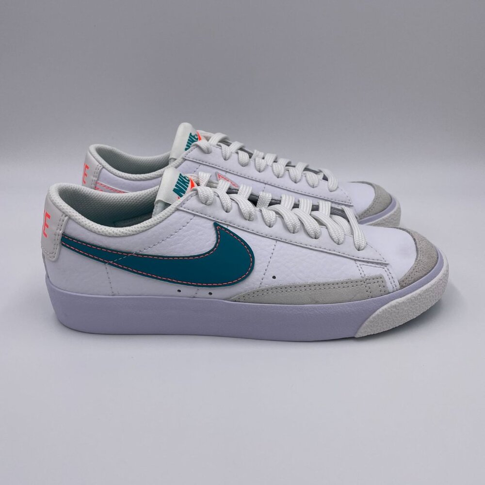 Nike Blazer Low 77' White / Green Womens Shoes